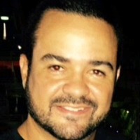 Alex Leal