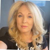 Ann Scarlett-Righton