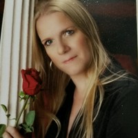 Paula Bradstreet