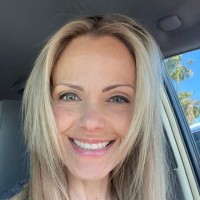 Lauranne Collins
