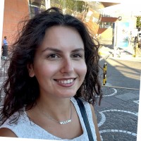 Laura Buono