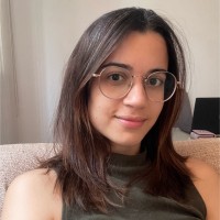 Vivianne Cristine