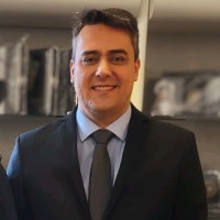 Evandro Mello