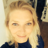 Astrid van der Wolde