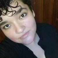 Andrea Gabriela Vanuffelen