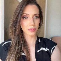 Roberta Fernandes