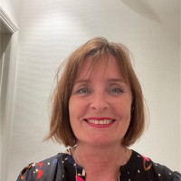 Helle Kjær