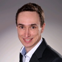 Dr. Thomas Hubert