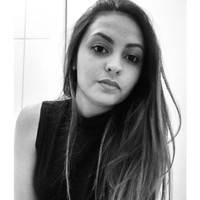 Thays De Souza