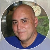 Rafael Rivera, Eit