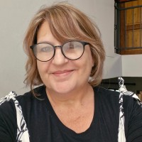 Amanda Bouwer