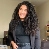 Ynayana Karolyne