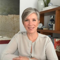 Gillian Arnott