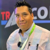 Mauricio Flores