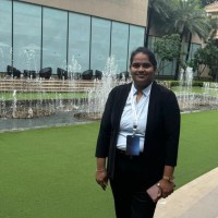 Lakshmi Pallavi Valiveti
