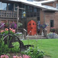 The Summit Lodge
