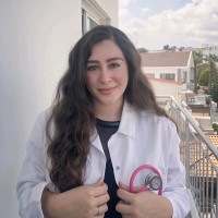 Dr Sophie B.