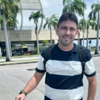 Fábio Santos