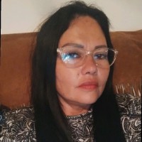 Iris Ovares