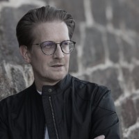 Dirk Naumann