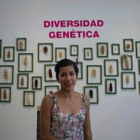 Karen De la Vega
