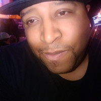 Shamir Lawrence