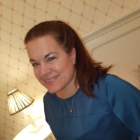 Maria Hållen