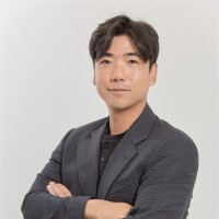 Dustin Kim