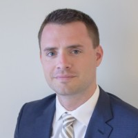 Justin Larson, Cfa