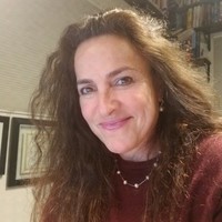 Daphne Orenshein