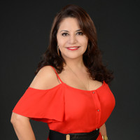 Laura Bello
