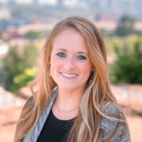 Ann Peratt, Pe