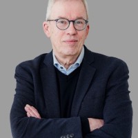 Henk van Leussen ★