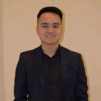 Raymond Tran