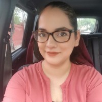 Laura E Zavala S
