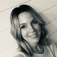Kelly Stone