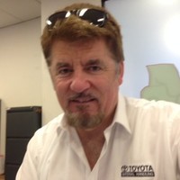 Dan Rhodes