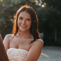 Stephanie Varney