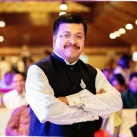 SUUMEET SINGHANIA