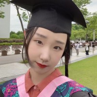 Iris Zheng