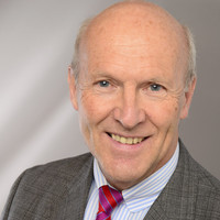 Prof. Ralph Mösges