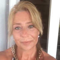 Jo Dixon