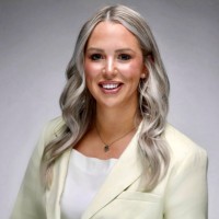 Eva Juszczyk, PA-C
