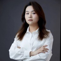 Xinyi Hu