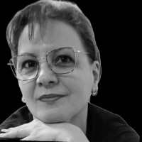 IOANA G.