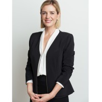 Julia Cullum