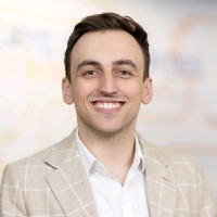 Daniel Riley