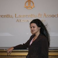 Laura Grosan