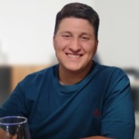 León Isaác Corvalán
