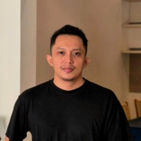 Agung M Reza